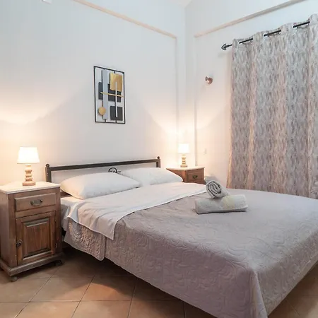 Stoneview Iι * Areopoli